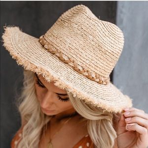 Brand Nee Vici Beach Hat